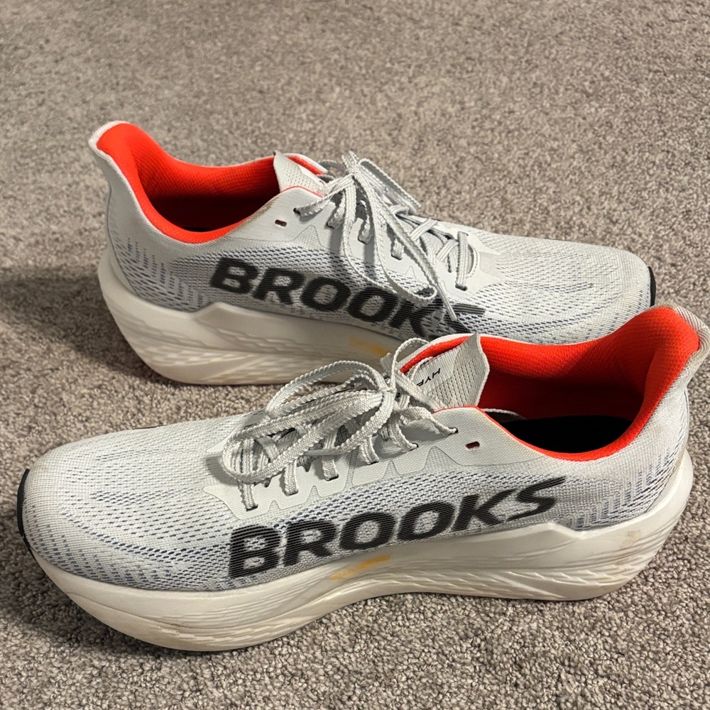 Brooks Hyperion Max 2 Running Shoe